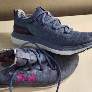 Under Armour women running shoes